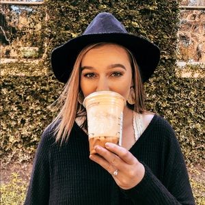 Meet your Posher, Karlee